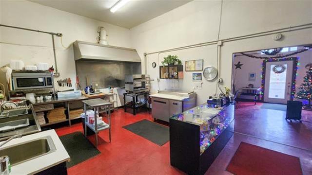 More Photos Of 14724 Hornbrook Road road, Hornbrook Restaurant For Sale