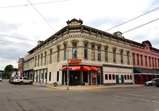Primary Photo Of 111 N Market St, Winamac Showroom For Sale