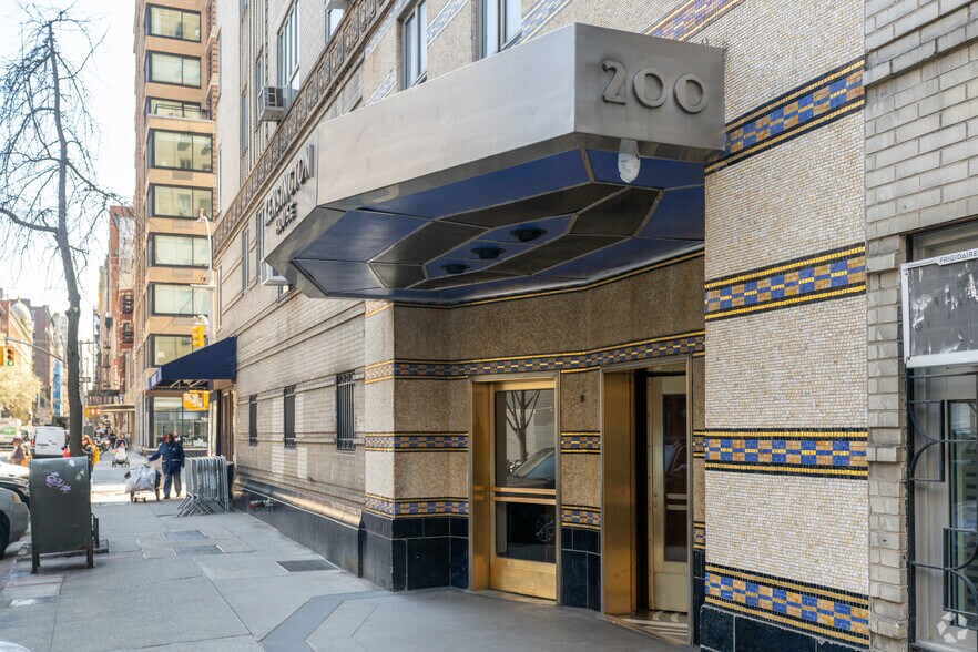 Primary Photo Of 200 W 20th St, New York Apartments For Lease