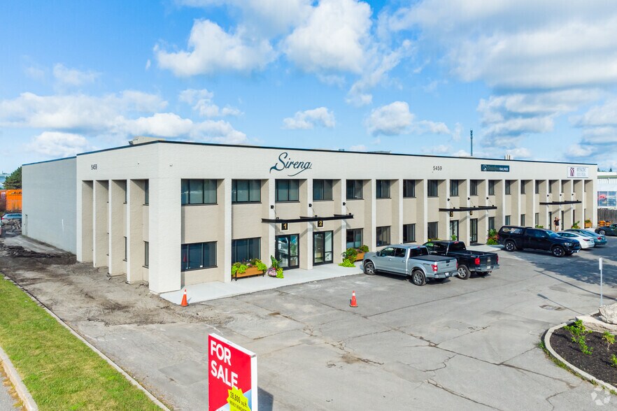 Primary Photo Of 5459 Canotek Rd, Gloucester Light Manufacturing For Sale