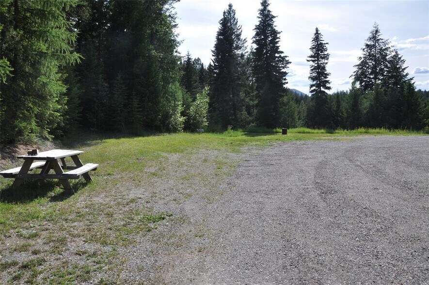 More Photos Of 6065 - 6073 US Highway 93, Olney Warehouse For Sale