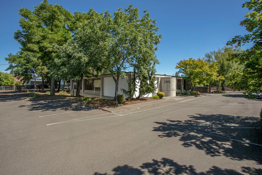 More Photos Of 2811 E Evergreen Blvd, Vancouver Office For Lease