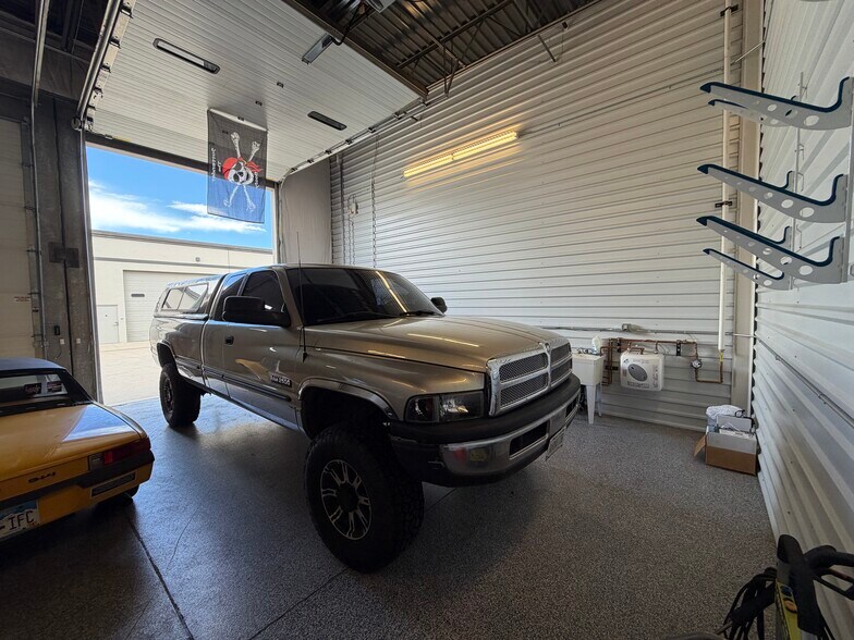 More Photos Of 9181 Commerce Center Cir, Highlands Ranch Self Storage For Sale