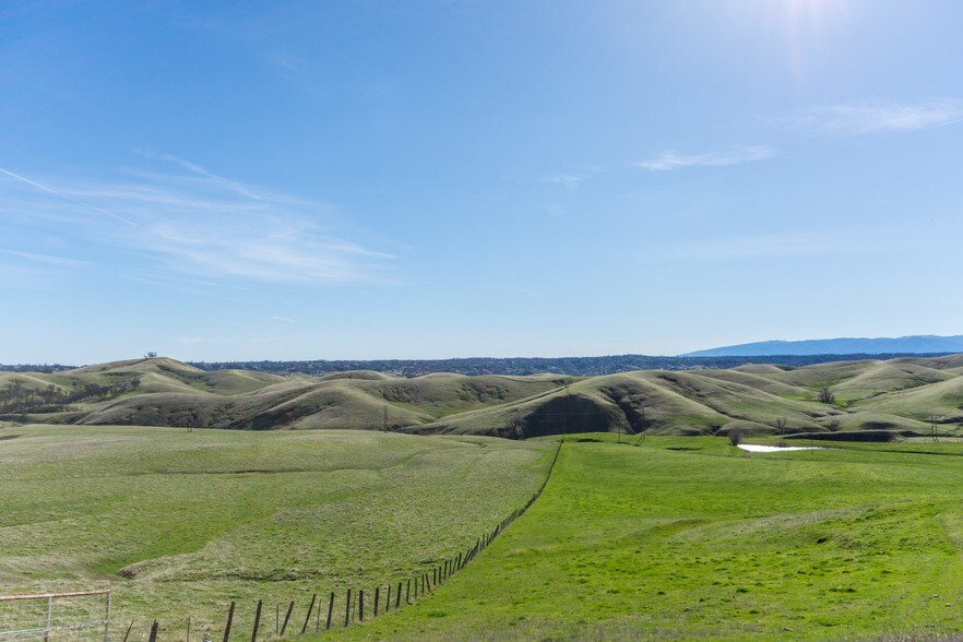 More Photos Of McAuliffe Rd, Igo Land For Sale