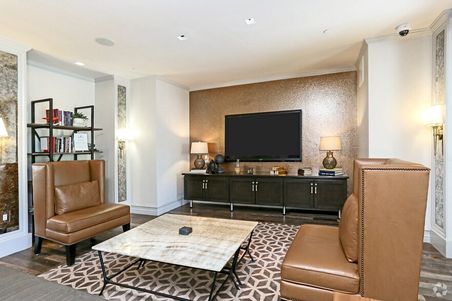 More Photos Of 9400 Corbin Ave, Northridge Apartments For Lease