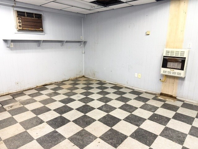 More Photos Of 1026 E Highland St, Shawnee Industrial For Sale