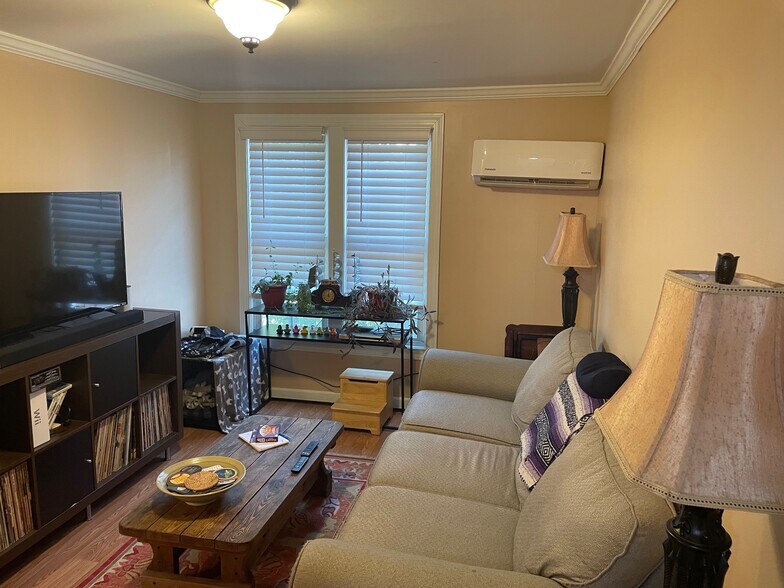 More Photos Of 312-314 W South St, Frederick Apartments For Sale