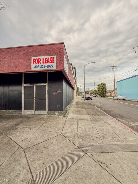 More Photos Of 995 E Santa Clara St, San Jose Storefront For Lease