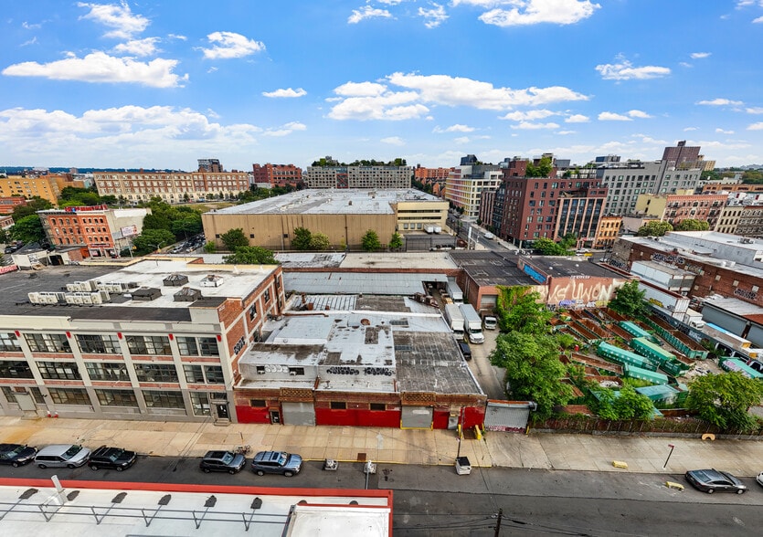 More Photos Of 200 Cook St, Brooklyn Warehouse For Sale