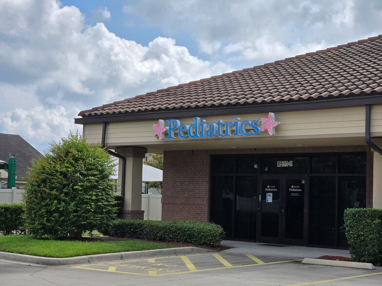 More Photos Of 4500 Hodges Blvd, Jacksonville Office For Lease