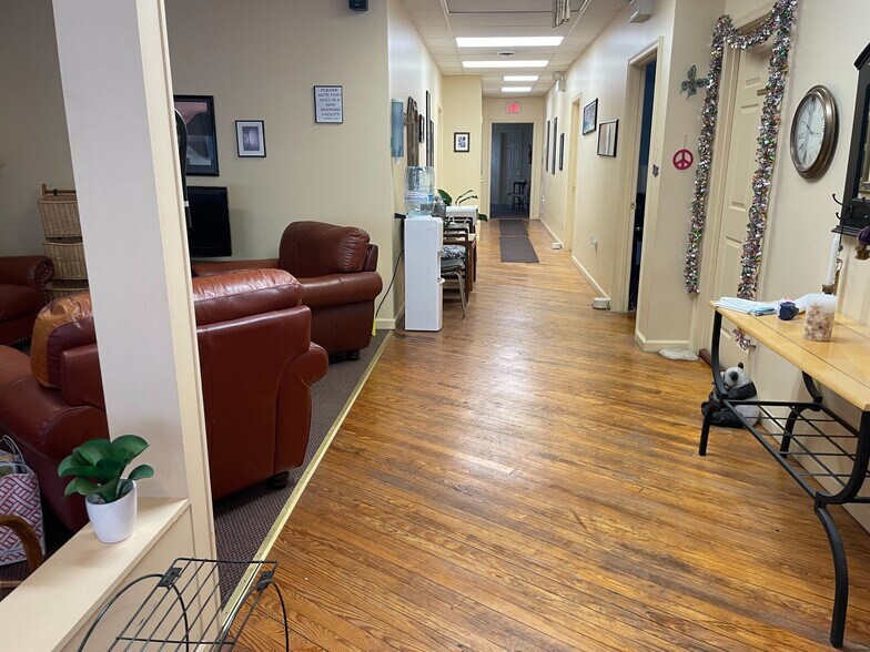 More Photos Of 1011 Main St, Hampstead Storefront Retail Office For Sale