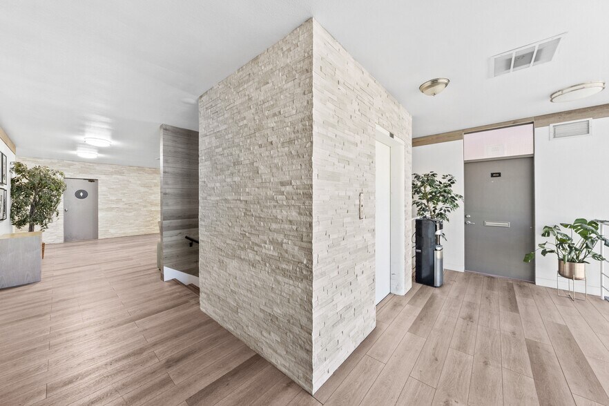 More Photos Of 3315-3345 Newport Blvd, Newport Beach Storefront Retail Office For Lease