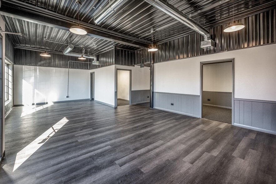 More Photos Of 110 E A St, Newton Freestanding For Sale