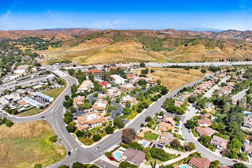 More Photos Of 5018 Chesebro Rd, Agoura Hills Medical For Sale