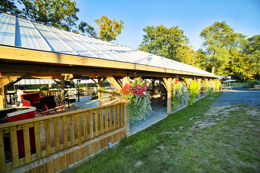 More Photos Of 2478 NY-145, East Durham Bar For Sale