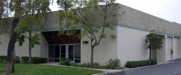 More Photos Of 2889 Bunsen Ave, Ventura Warehouse For Lease