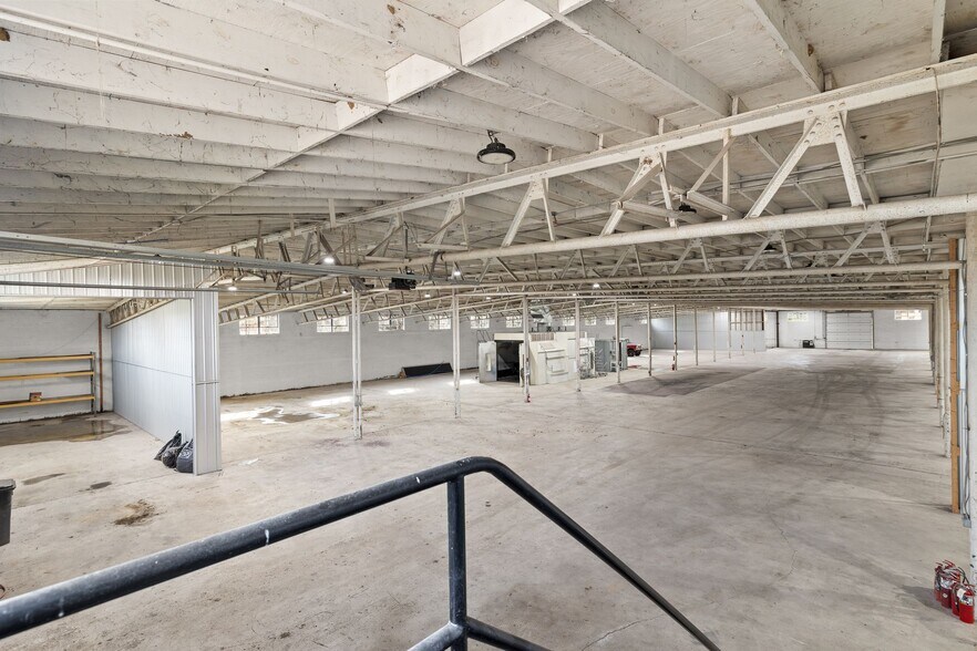 More Photos Of 1080 S Beckett St, Columbia Warehouse For Sale