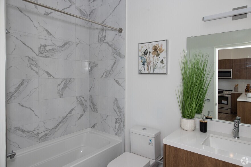 More Photos Of 801 S Berendo St, Los Angeles Apartments For Lease