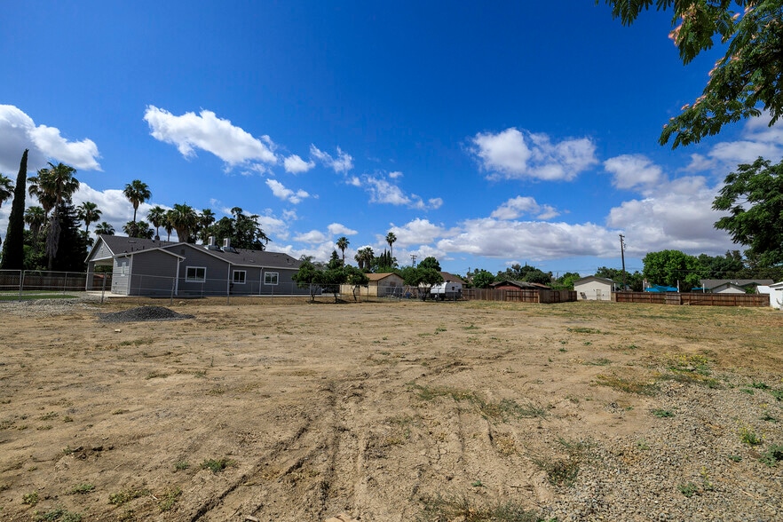 More Photos Of 720 N 2nd St, Patterson Specialty For Sale