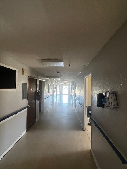 More Photos Of 2200 N Coltrane Rd, Oklahoma City Skilled Nursing Facility For Sale