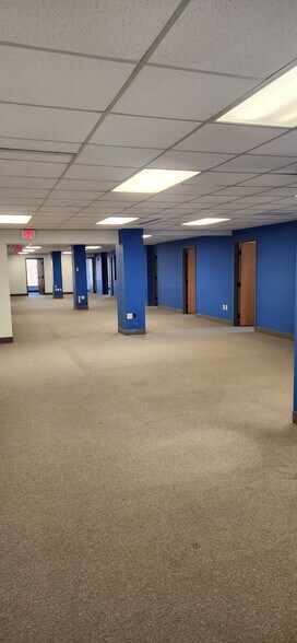 More Photos Of 1991 Crocker Rd, Westlake Office For Lease