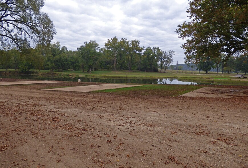 More Photos Of Griffin Road, Hardy Land For Sale