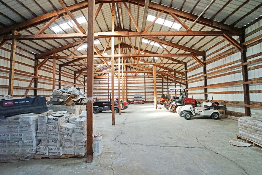 More Photos Of 8603 Ahtanum Rd, Yakima Warehouse For Lease