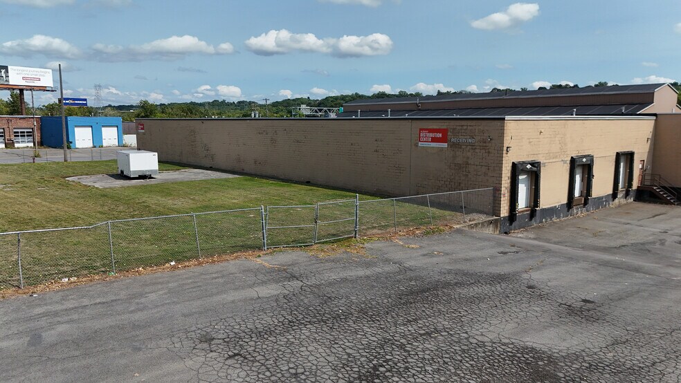 More Photos Of 10 N Ferry St, Albany Warehouse For Sale