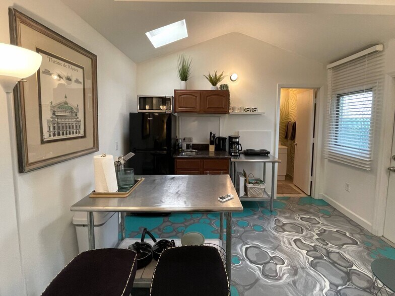 More Photos Of 116-118 NW 24th St, Miami Apartments For Sale