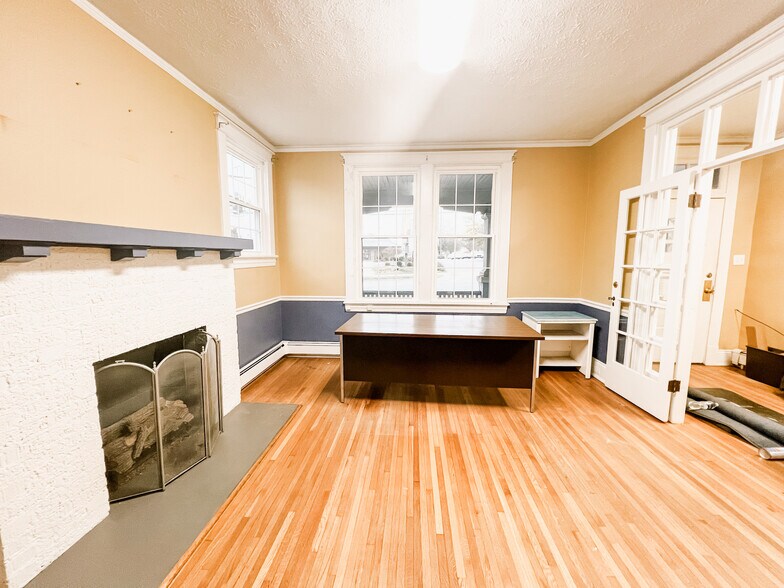 More Photos Of 2414 Memorial Ave, Lynchburg Office For Lease