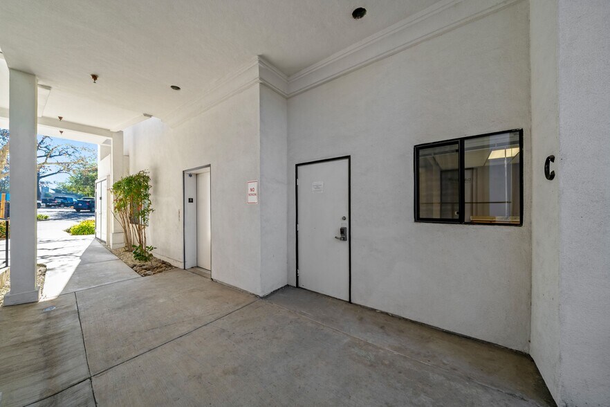 More Photos Of 5955 Capistrano Ave, Atascadero Office For Lease