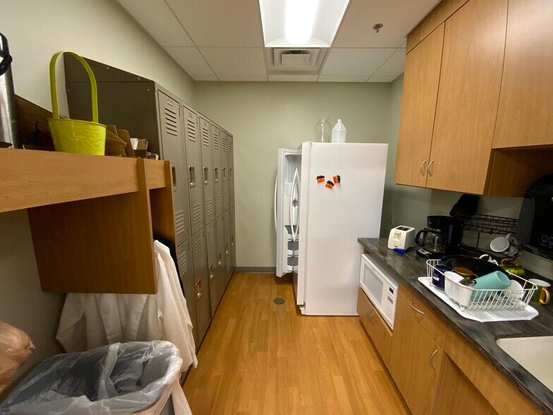 More Photos Of 4126 N Holland Sylvania Rd, Toledo Medical For Lease