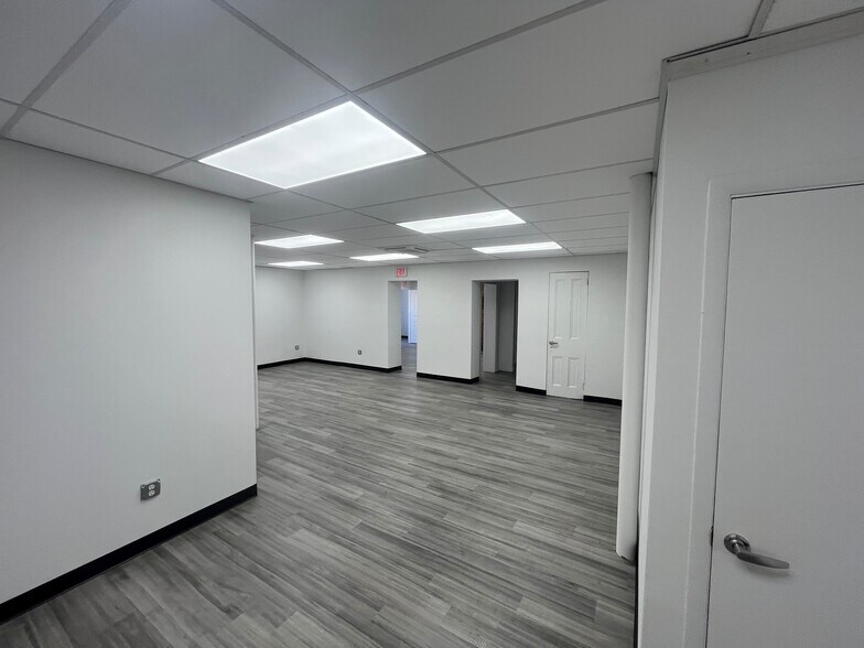 More Photos Of 220 N Main St, Sellersville Manufacturing For Lease