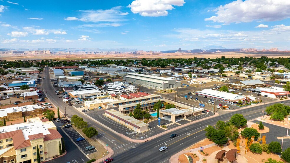 More Photos Of 150 N Lake Powell Blvd, Page Hotel For Sale