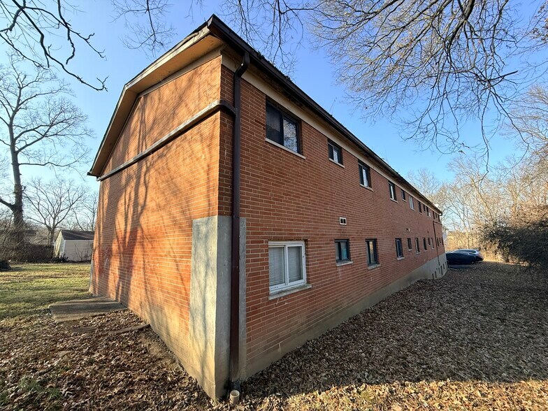 More Photos Of 2535-2537 Lysle Rd, Cincinnati Apartments For Sale