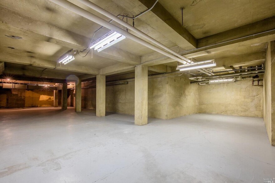 More Photos Of 224 N Oak St, Ukiah Office Residential For Sale