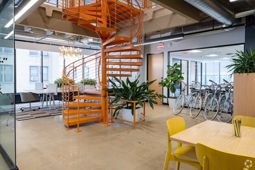 More Photos Of 4625 Lindell Blvd, Saint Louis Office For Lease