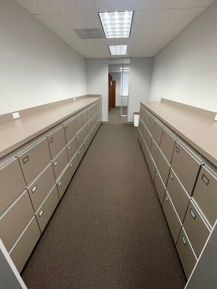 More Photos Of 5625 Schumacher Ln, Houston Medical For Lease