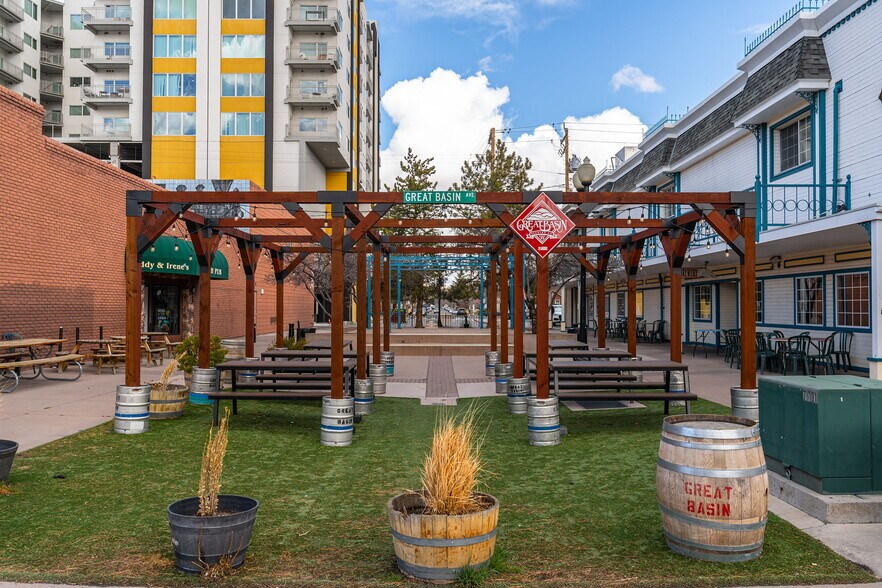 More Photos Of 906 Victorian Ave, Sparks Freestanding For Sale