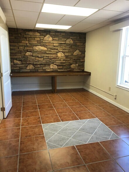 More Photos Of 1004 E 5th Ave, Amarillo Industrial For Sale