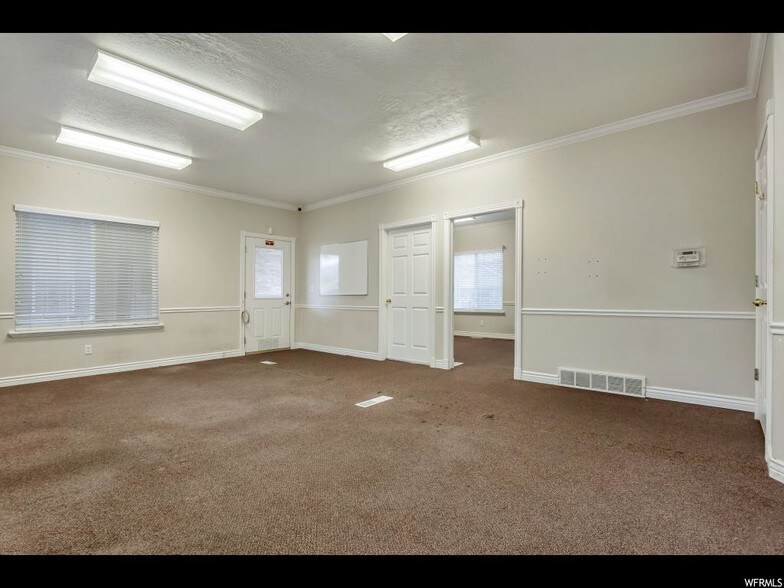 More Photos Of 214-216 N Orem Blvd, Orem Loft Creative Space For Lease