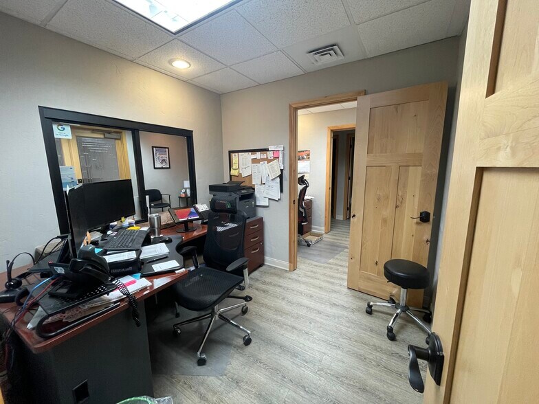 More Photos Of 40 Four Mile Dr, Kalispell Medical For Lease