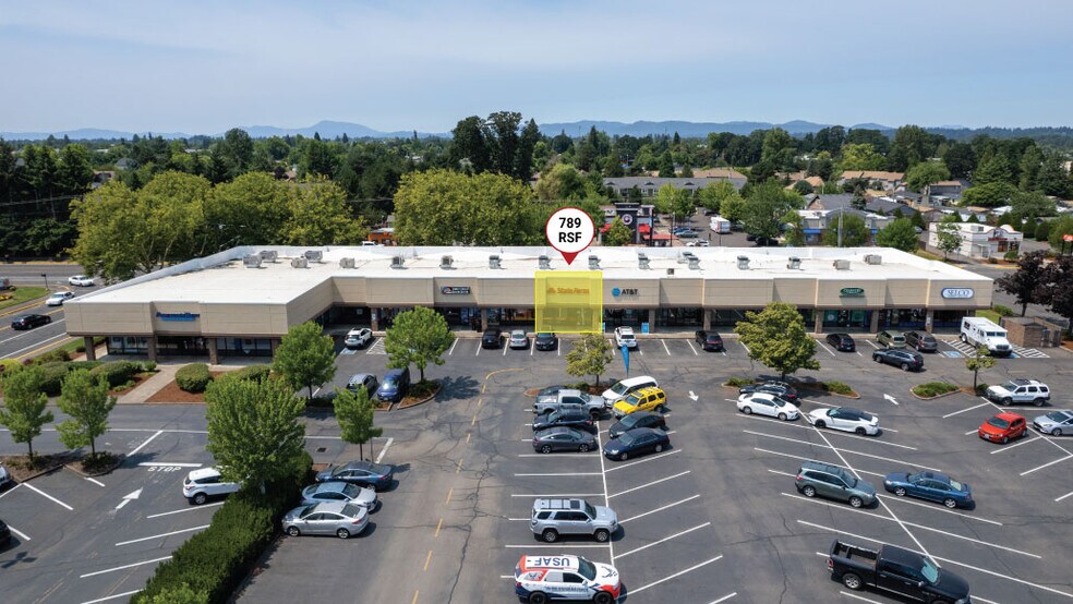 Primary Photo Of 1801-1823 14th Ave SE, Albany General Retail For Lease
