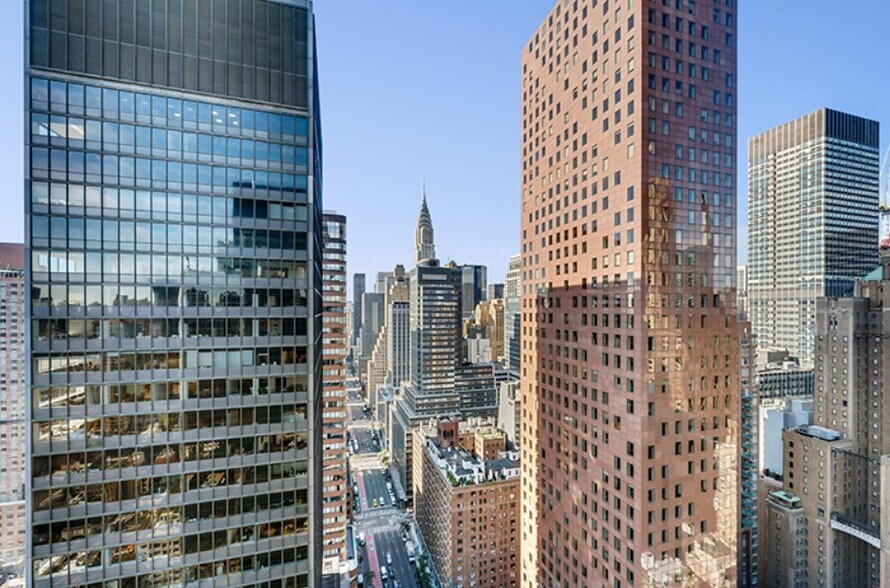 More Photos Of 805 Third Ave, New York Office For Lease