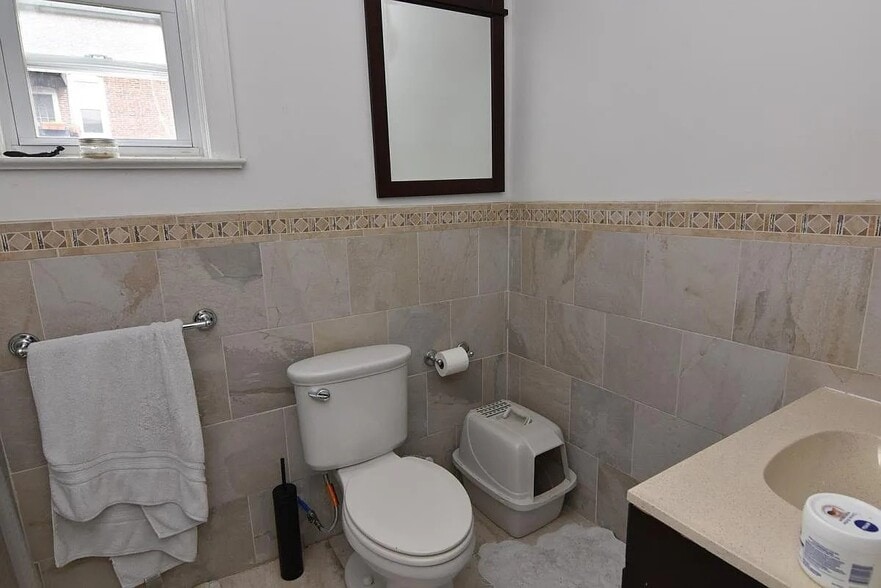 More Photos Of 211 S 45th St, Philadelphia Apartments For Sale