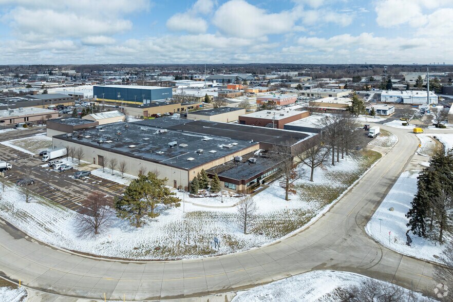 More Photos Of 23800 Research Dr, Farmington Hills Manufacturing For Lease