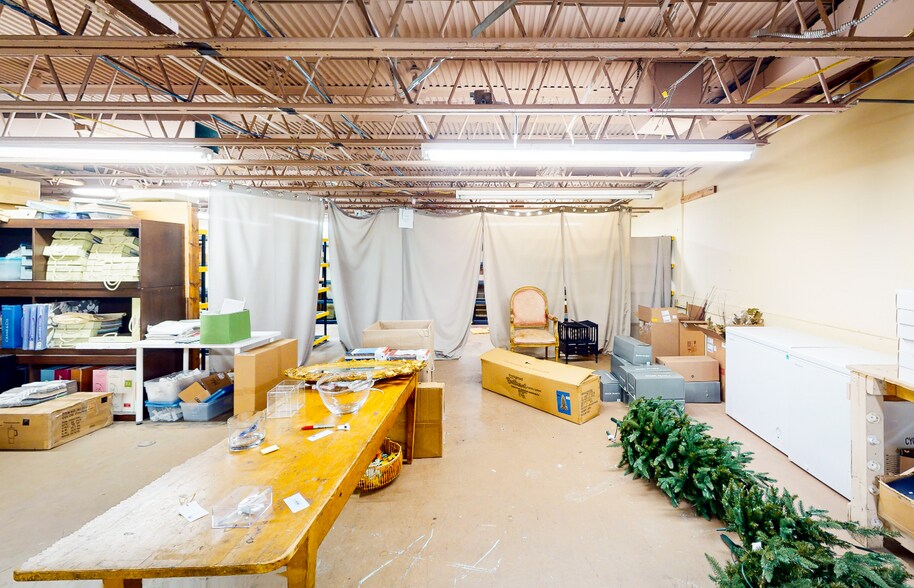 More Photos Of 3117 Franklin Rd SW, Roanoke Storefront For Lease