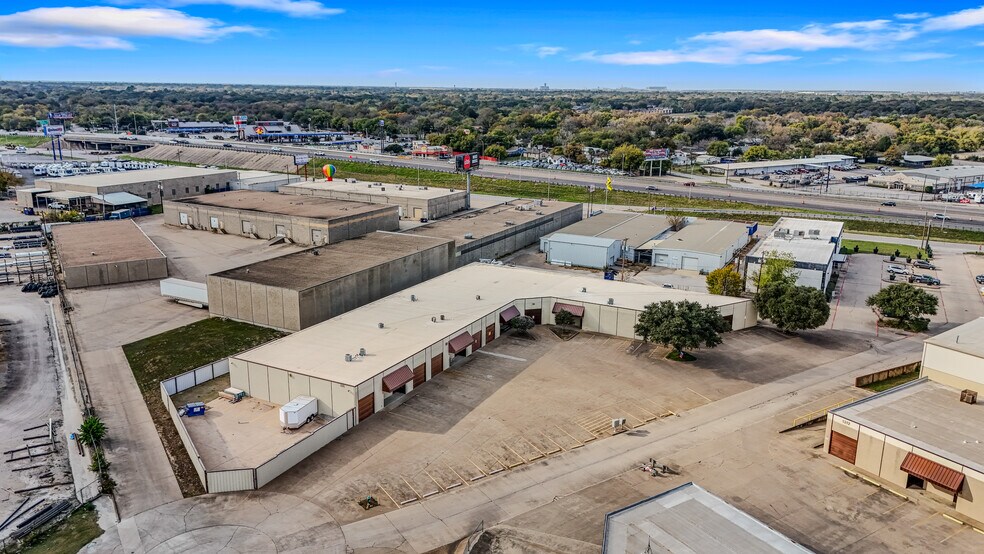 More Photos Of 1315 Colony Ct, Haltom City Distribution For Lease