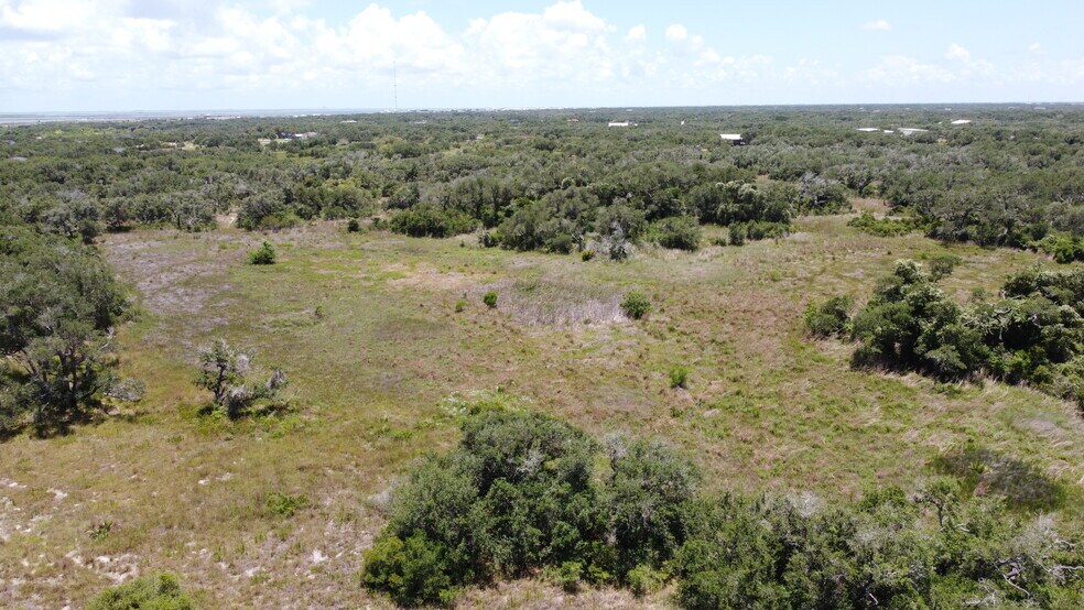 More Photos Of 1525 W 12th St, Rockport Land For Sale