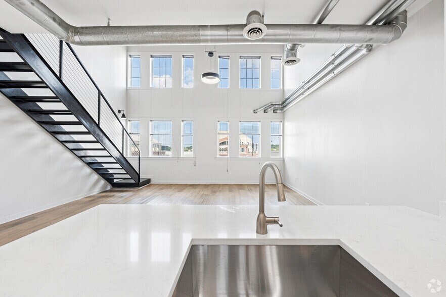 More Photos Of 232 19th St NW, Atlanta Apartments For Lease